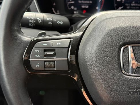 Used 2024 Honda Pilot Elite image 37