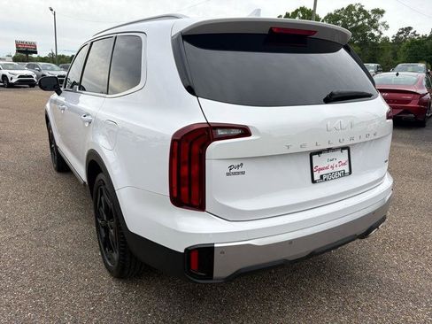 Used 2024 Kia Telluride S w/ S Sunroof Package image 8
