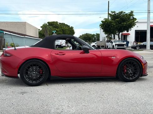 Used 2016 MAZDA MX-5 Miata Club w/ Brembo/BBS Package RWD image 11