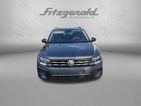 Used 2020 Volkswagen Tiguan SEL w/ 3rd Row Seat Package AWD/4WD image 4