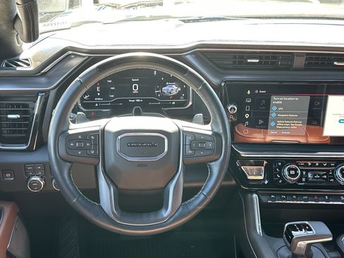 Certified 2025 GMC Sierra 1500 Denali Ultimate AWD/4WD image 25