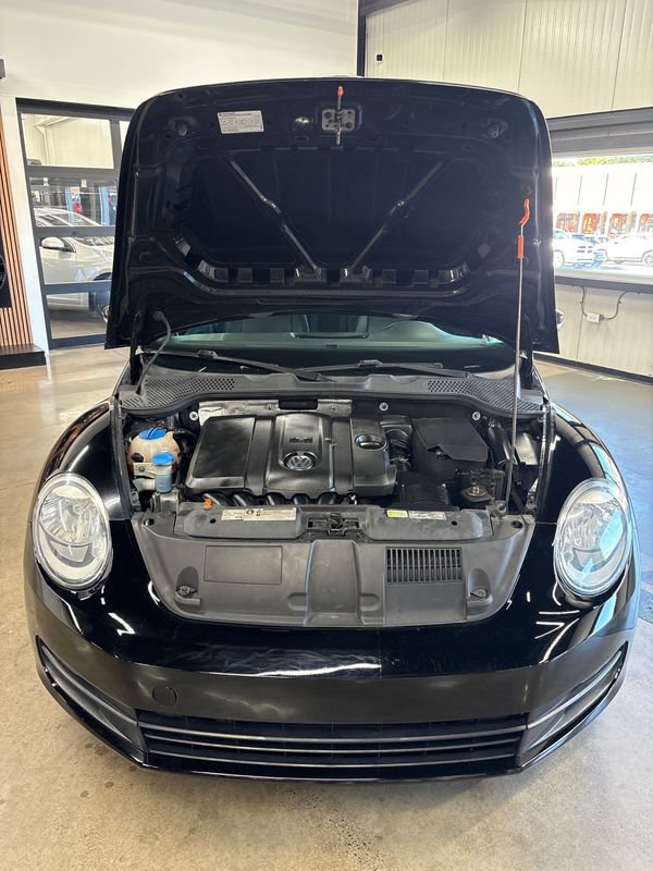 Used 2013 Volkswagen Beetle 2.5 FWD image 43