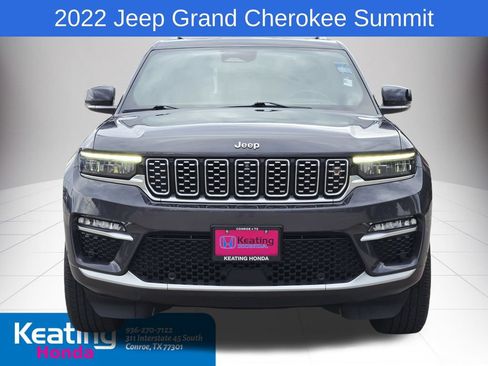Used 2022 Jeep Grand Cherokee Summit w/ Trailer Tow Prep Group (B) RWD image 2