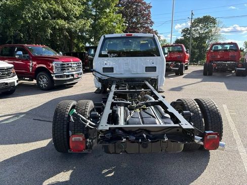 New 2026 Ford F550 4x4 Regular Cab Super Duty image 5