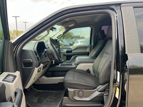 Used 2017 Ford F150 XL w/ Equipment Group 101A Mid RWD image 22