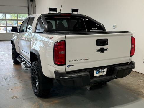 Used 2020 Chevrolet Colorado ZR2 w/ ZR2 Dusk Special Edition AWD/4WD image 3