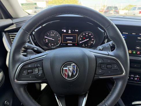 Used 2022 Buick Envision Essence w/ Technology Package II image 26