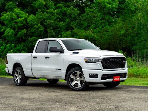 New 2026 RAM 1500 Express RWD image 2