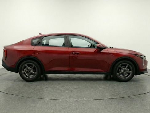 Used 2025 Kia K4 FWD image 11