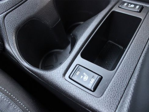 Used 2018 Nissan Rogue Sport SL w/ SL Premium Package image 21