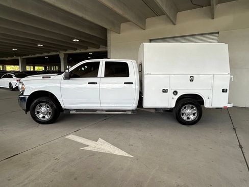 Used 2023 RAM 2500 Tradesman AWD/4WD image 2