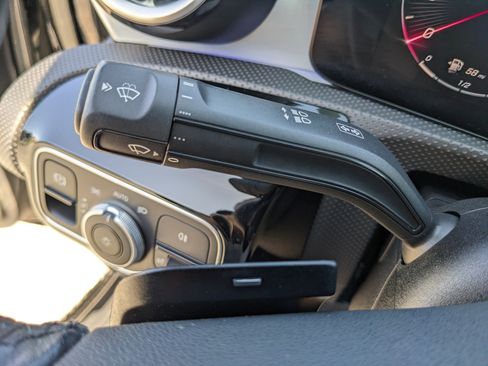 Used 2025 Mercedes-Benz CLA 250 image 28