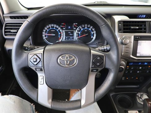 Used 2018 Toyota 4Runner Limited AWD/4WD image 25