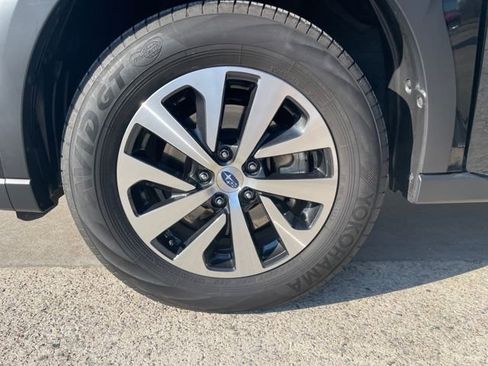 Used 2024 Subaru Outback Premium image 25