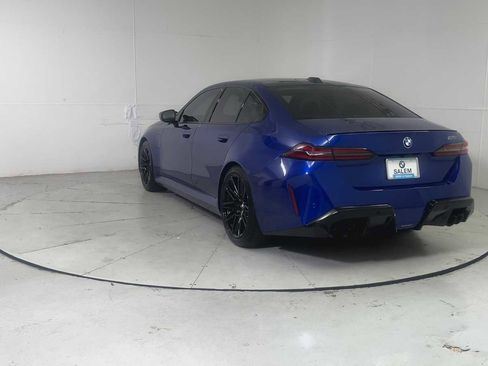 Used 2026 BMW M5 w/ Executive Package image 3