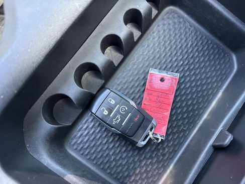 Used 2022 RAM 3500 Laramie AWD/4WD image 31