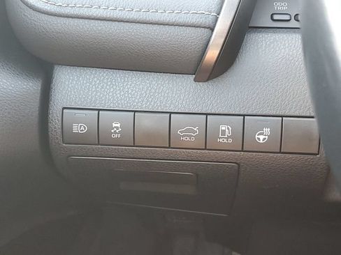 Used 2024 Toyota Camry SE FWD image 17