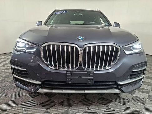 Used 2022 BMW X5 xDrive40i w/ Premium Package AWD/4WD image 5