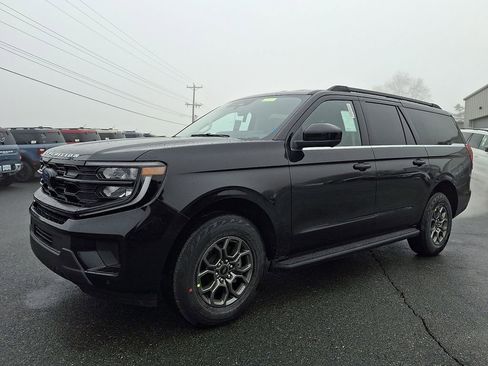 New 2026 Ford Expedition Max Active image 2