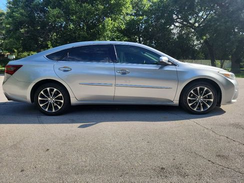 Used 2017 Toyota Avalon XLE FWD image 8