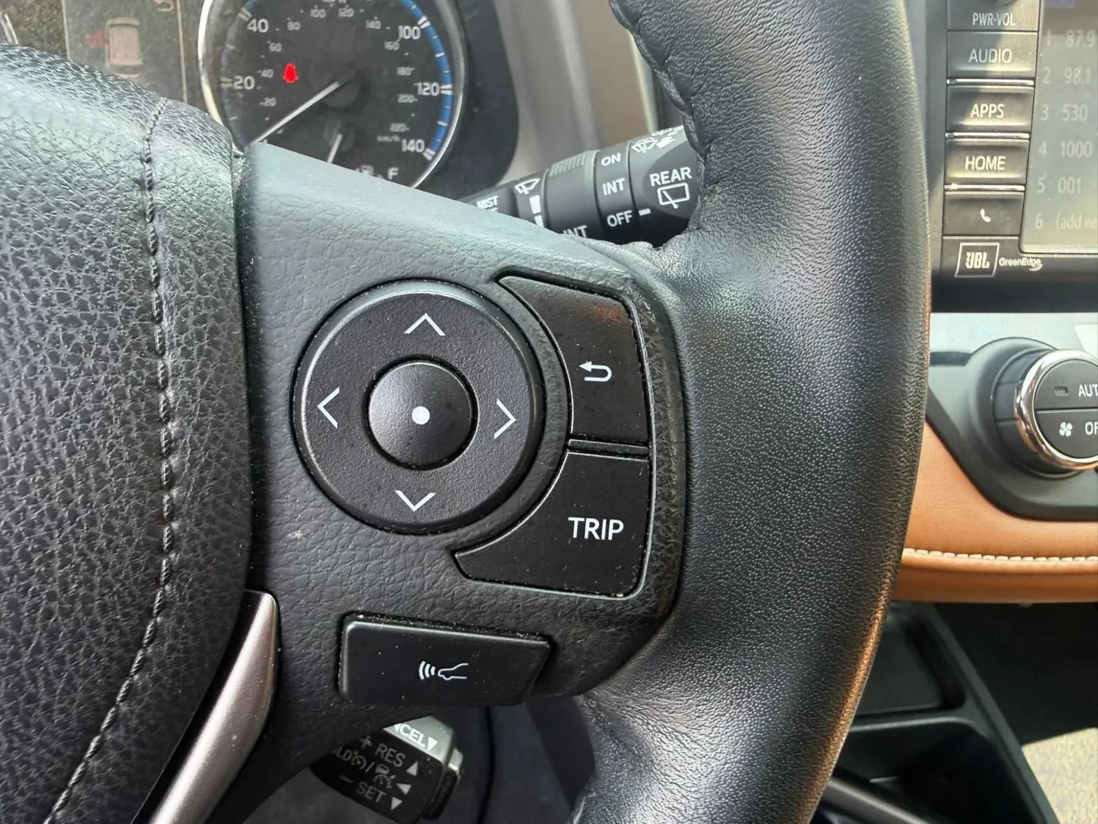 Used 2017 Toyota RAV4 Limited w/ Advanced Technology Package AWD/4WD image 20