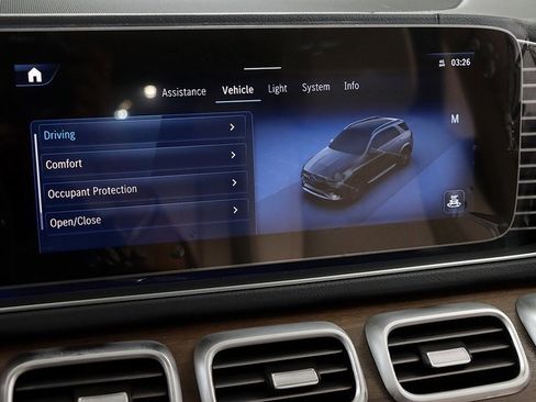 Certified 2025 Mercedes-Benz GLE 350 4MATIC image 17