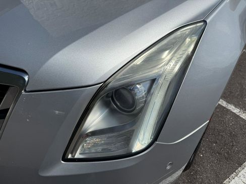 Used 2016 Cadillac XTS Luxury image 10