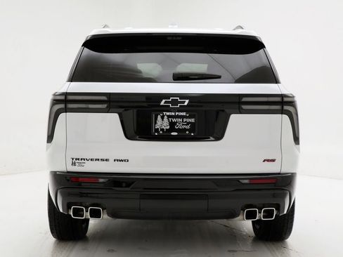 Used 2024 Chevrolet Traverse RS w/ LPO, Floor Liner Package image 8