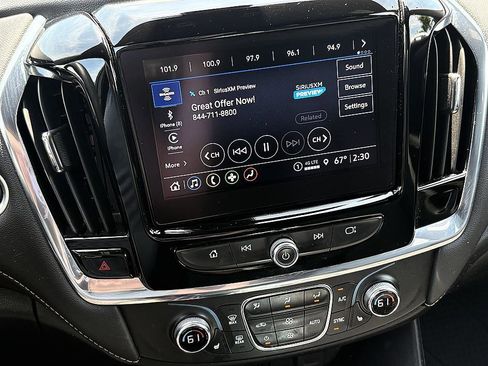 Used 2023 Chevrolet Traverse LT w/ LPO, Floor Liner Package FWD image 21