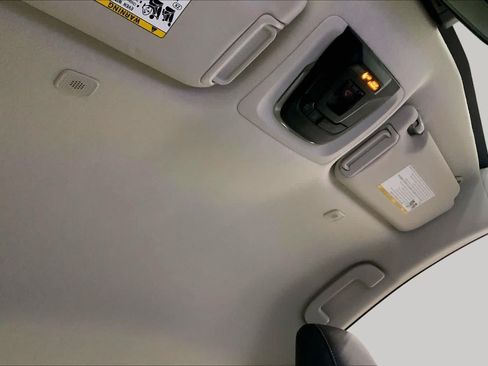 Used 2025 Toyota Corolla LE FWD image 14