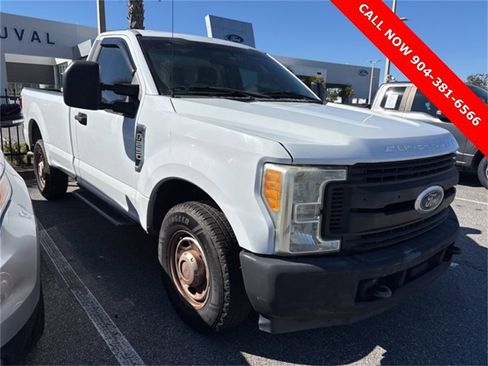 Used 2017 Ford F250 XL image 1