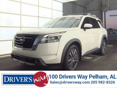 Used 2024 Nissan Pathfinder SL w/ SL Premium Package