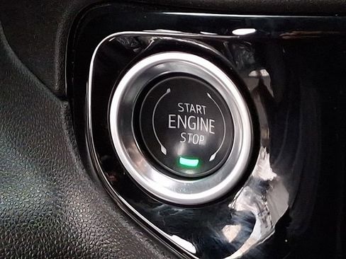 Used 2025 Chevrolet Silverado 1500 LT image 31