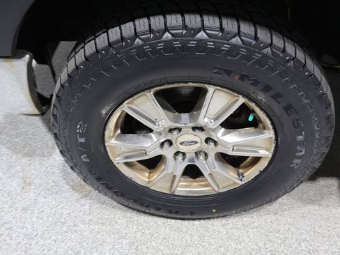 Used 2013 Ford F150 XLT w/ XLT Chrome Pkg AWD/4WD image 9