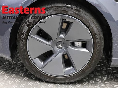Used 2023 Tesla Model 3 Standard Range RWD image 26