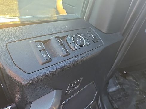 Used 2019 Ford F350 Platinum w/ Platinum Ultimate Package image 9