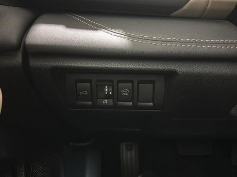 Used 2021 Subaru Outback Limited image 16