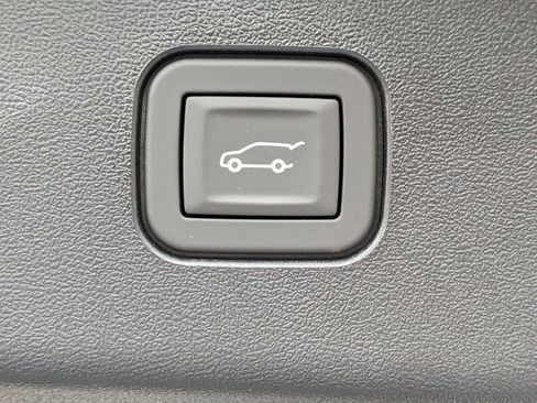 New 2026 Cadillac Vistiq Luxury w/ LPO, Floor Liner Package image 16