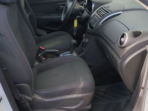 Used 2016 Chevrolet Trax LS image 22