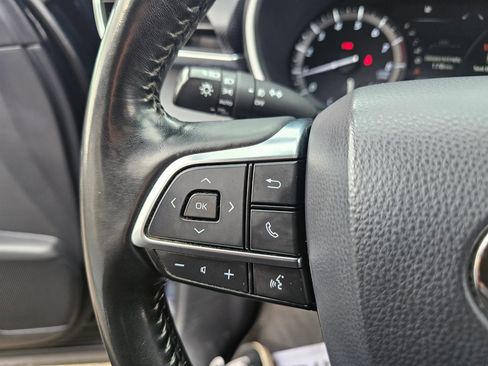 Used 2021 Toyota Highlander XSE image 20