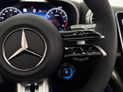 Used 2023 Mercedes-Benz SL 43 AMG image 28