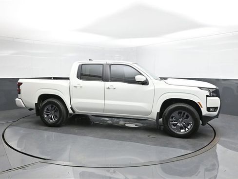 New 2025 Nissan Frontier SV w/ SV Convenience Package image 26