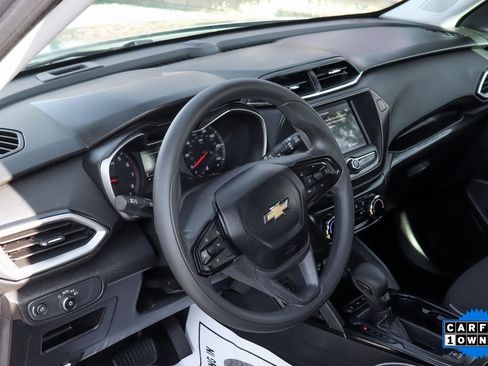 Used 2023 Chevrolet TrailBlazer LS image 18