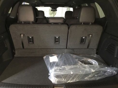 New 2026 GMC Acadia Elevation image 46