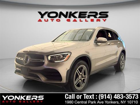 Used 2022 Mercedes-Benz GLC 300 4MATIC w/ AMG Line image 1