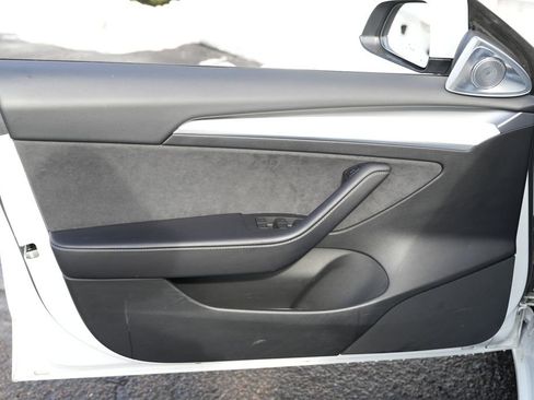 Used 2022 Tesla Model 3 Long Range image 25