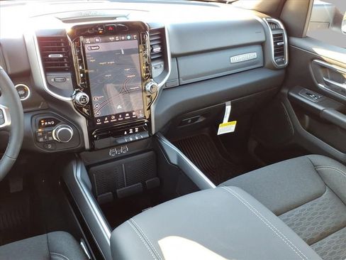 New 2026 RAM 1500 Big Horn AWD/4WD image 25