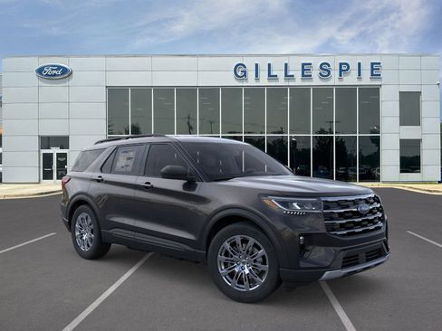 New 2026 Ford Explorer Active w/ Active Comfort Package image 7