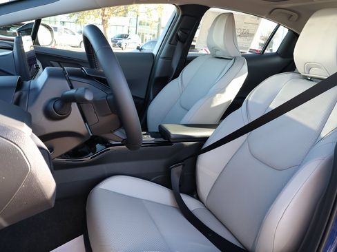 New 2026 Toyota Prius XLE image 29