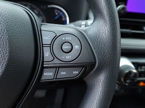 New 2025 Toyota RAV4 XLE image 23